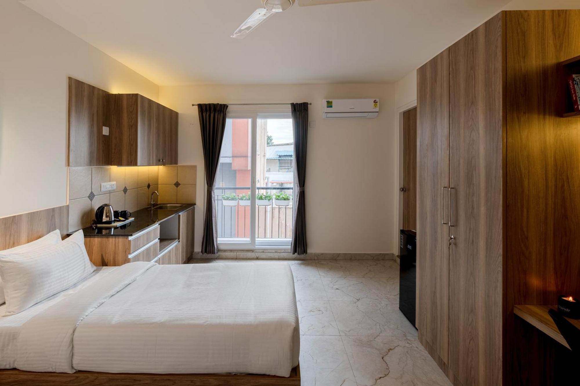 Wandr Hotel- Near Mg Road Bangalore Eksteriør billede